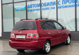 Подержанный автомобиль Kia X-Trek 2004 года (5 фото)