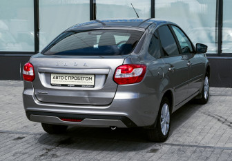 Подержанный автомобиль LADA (ВАЗ) Granta Hatchback 2021 года (5 фото)