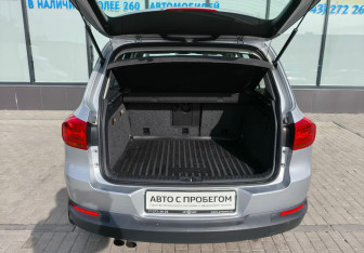 Подержанный автомобиль Volkswagen Tiguan 2013 года (18 фото)