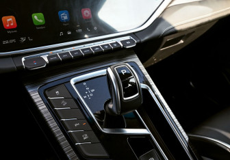 Подержанный автомобиль Belgee X70 2024 года (15 фото)