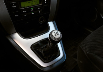 Подержанный автомобиль Hyundai Tucson 2007 года (11 фото)