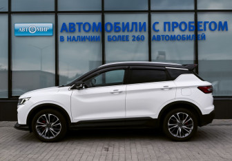 Подержанный автомобиль Geely Coolray 2022 года (2 фото)