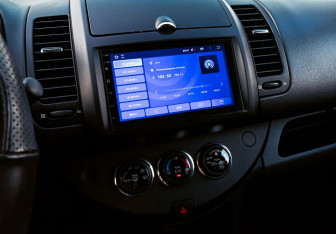 Подержанный автомобиль Nissan Note 2012 года (10 фото)