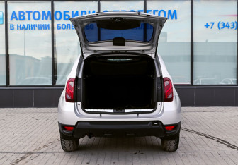 Подержанный автомобиль Renault Duster 2018 года (18 фото)