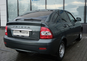 Подержанный автомобиль LADA (ВАЗ) Priora Hatchback 2010 года (5 фото)