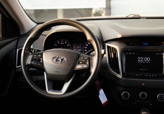 Подержанный автомобиль Hyundai Creta 2017 года (19 фото)