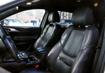 Подержанный автомобиль Mazda CX-9 2018 года (9 фото)