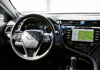Подержанный автомобиль Toyota Camry Sedan 2019 года (19 фото)