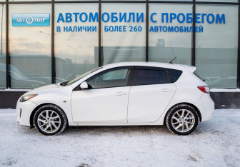 Подержанный автомобиль Mazda 3 Hatchback 2012 года (2 фото)