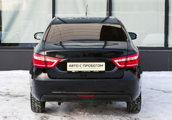 Подержанный автомобиль LADA (ВАЗ) Vesta Sedan 2021 года (4 фото)