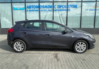 Подержанный автомобиль Kia Ceed Hatchback 2017 года (6 фото)