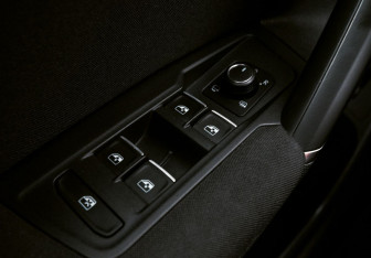 Подержанный автомобиль Volkswagen Tiguan 2018 года (17 фото)