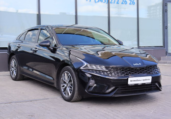 Подержанный автомобиль Kia K5 2022 года (7 фото)