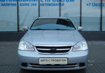 Подержанный автомобиль Chevrolet Lacetti Sedan 2007 года (8 фото)
