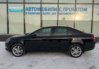 Подержанный автомобиль Skoda Octavia Liftback 2019 года (2 фото)