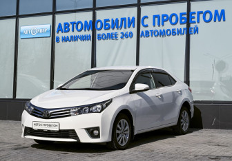 Подержанный автомобиль Toyota Corolla Sedan 2013 года (1 фото)