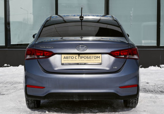 Подержанный автомобиль Hyundai Solaris Sedan 2017 года (4 фото)