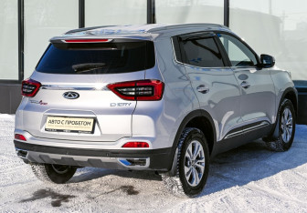 Подержанный автомобиль Chery Tiggo 4 Pro 2023 года (5 фото)