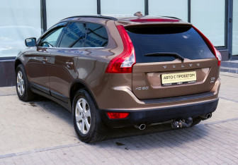 Подержанный автомобиль Volvo XC60 2012 года (3 фото)