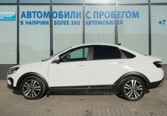 Подержанный автомобиль LADA (ВАЗ) Vesta Sedan 2023 года (2 фото)
