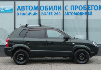 Подержанный автомобиль Hyundai Tucson 2008 года (6 фото)
