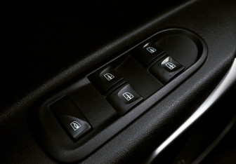 Подержанный автомобиль LADA (ВАЗ) XRAY 2018 года (16 фото)