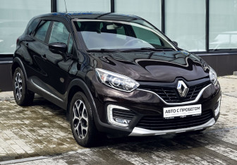 Подержанный автомобиль Renault Kaptur 2017 года (7 фото)