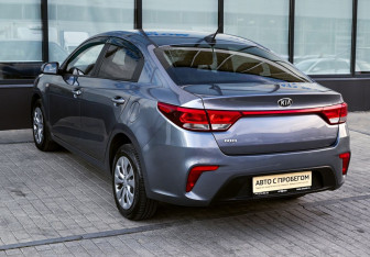 Подержанный автомобиль Kia Rio Sedan 2020 года (3 фото)