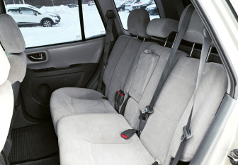 Подержанный автомобиль Hyundai Santa Fe 2008 года (16 фото)