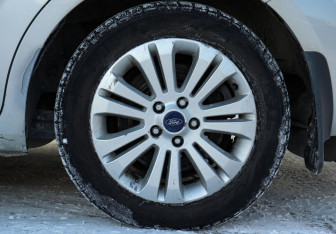 Подержанный автомобиль Ford Mondeo Sedan 2011 года (20 фото)