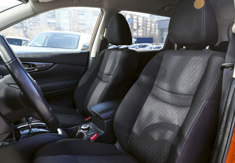 Подержанный автомобиль Nissan X-Trail 2019 года (16 фото)