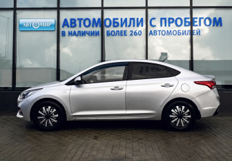 Подержанный автомобиль Hyundai Solaris Sedan 2018 года (2 фото)