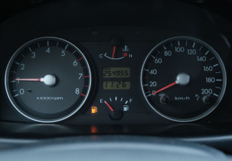 Подержанный автомобиль Hyundai Getz 2004 года (14 фото)