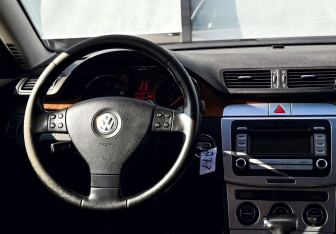 Подержанный автомобиль Volkswagen Passat Sedan 2008 года (19 фото)