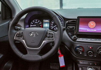 Подержанный автомобиль Hyundai Solaris Sedan 2021 года (11 фото)