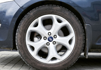 Подержанный автомобиль Ford Mondeo Sedan 2010 года (21 фото)