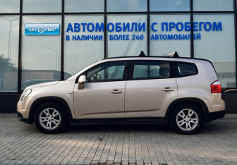 Подержанный автомобиль Chevrolet Orlando 2012 года (2 фото)