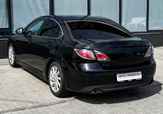 Подержанный автомобиль Mazda 6 Sedan 2010 года (3 фото)