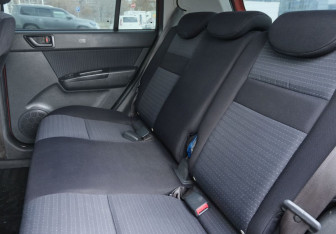 Подержанный автомобиль Hyundai Getz 2007 года (17 фото)