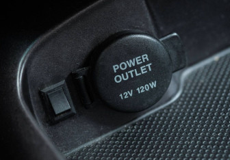 Подержанный автомобиль Hyundai Sonata 2008 года (13 фото)