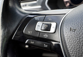 Подержанный автомобиль Volkswagen Tiguan 2018 года (13 фото)