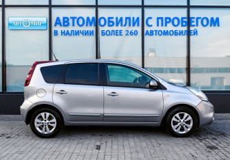 Подержанный автомобиль Nissan Note 2012 года (6 фото)