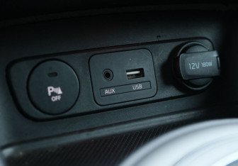 Подержанный автомобиль Kia Sportage 2015 года (14 фото)