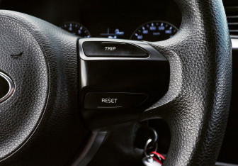 Подержанный автомобиль Kia Rio Sedan 2021 года (14 фото)