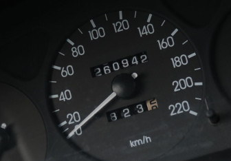 Подержанный автомобиль Chevrolet Lanos 2006 года (14 фото)