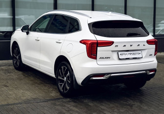Подержанный автомобиль Haval Jolion 2023 года (3 фото)