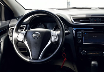 Подержанный автомобиль Nissan Qashqai 2018 года (19 фото)