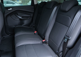 Подержанный автомобиль Ford Kuga 2018 года (18 фото)