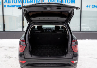 Подержанный автомобиль Hyundai Creta 2021 года (21 фото)