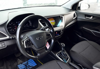 Подержанный автомобиль Hyundai Solaris Sedan 2018 года (16 фото)